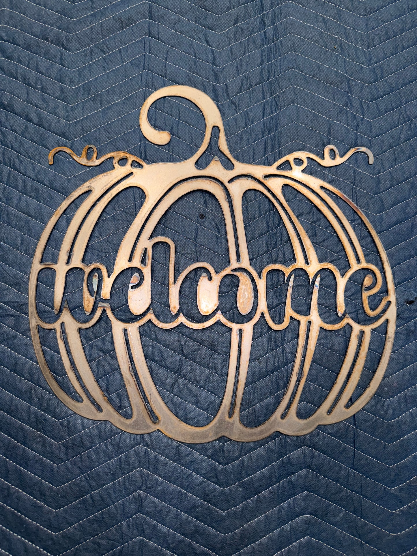 welcome sign pumpkin